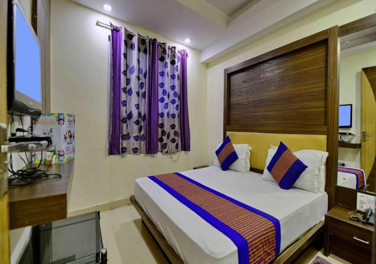 Hotel Perfect Spot- Main Bazar - Walking Metro Station Nova Deli Exterior foto